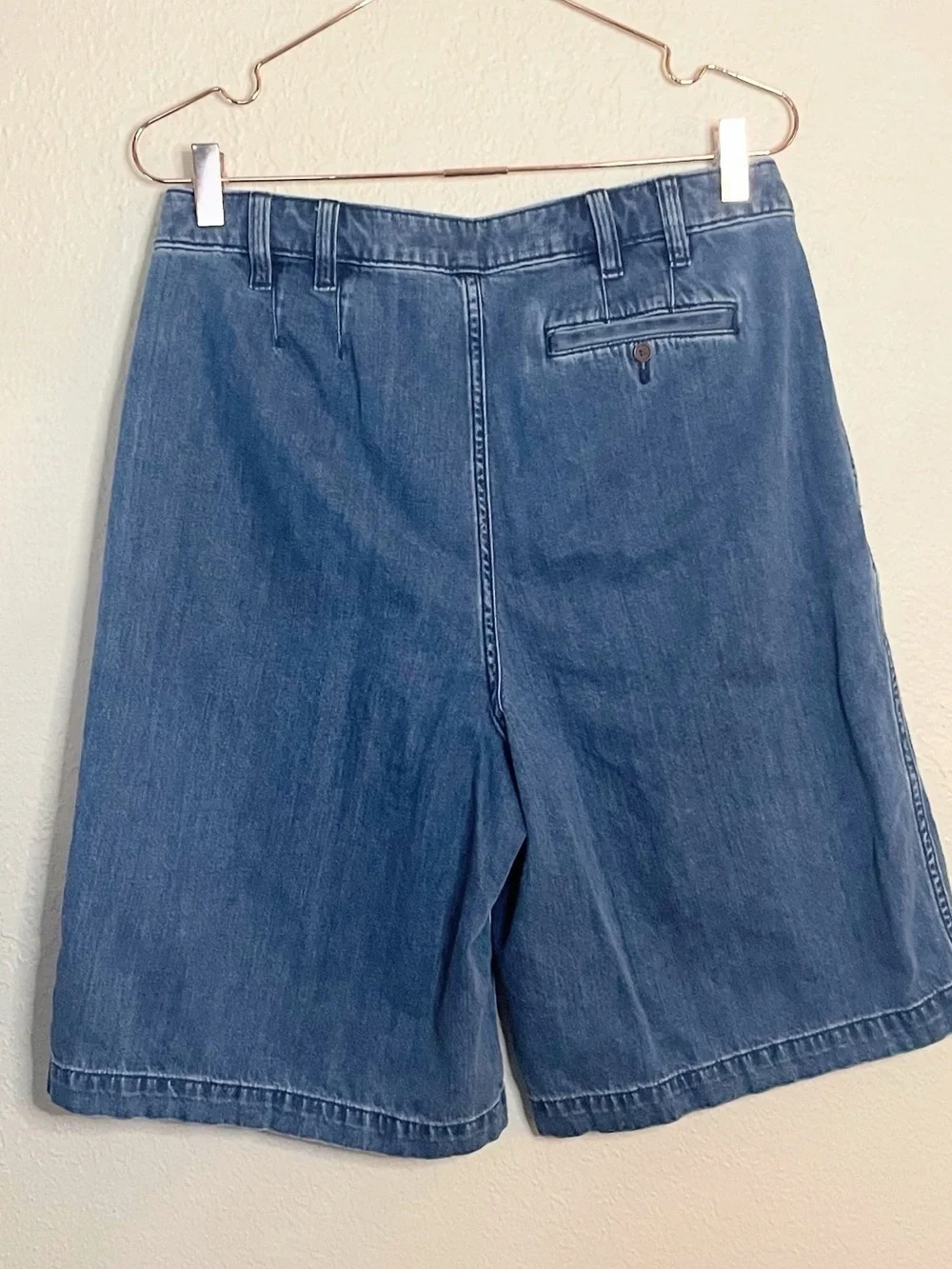 Lands’ End Pleated Slouchy Denim Bermuda Shorts 10